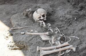 kinderskelet opgegraven in Pompeii