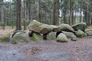 Hunebedden zijn misschien wel de belangrijkste archeologische monumenten van Drenthe