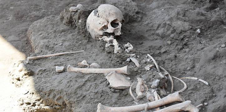 kinderskelet opgegraven in Pompeii