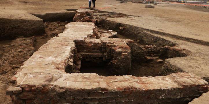 ptolemaisch badhuis opgegraven