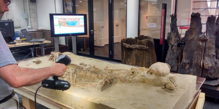 zevende eeuws skelet gevonden in Leiden