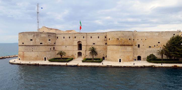 Het Castello Aragonese in Taranto