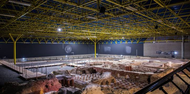 Beleef een spectaculaire tijdreis van 2000 jaar terug in de tijd naar het Romeinse leven. 