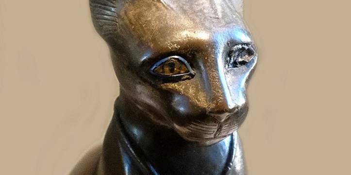 Beeld van de Egyptische katgodin Bastet uit de zevende eeuw voor Christus