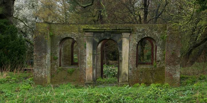 Bij het maken van bouw- of verbouwplannen, is het aan de ontwikkelaar of particulier om te achterhalen of de grond bestempeld is als gebied met archeologische waarde