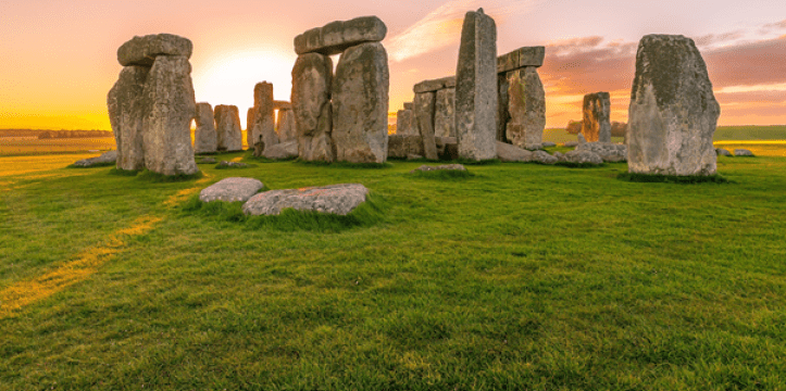 Archeologen zijn het er al ruim een eeuw over eens dat een groot deel van de stenen van Stonehenge afkomstig is uit Wales