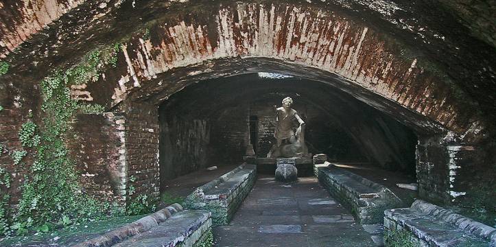 Mithrastempel in Ostia, Italië. 