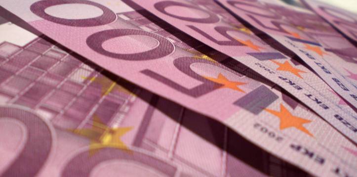 De Rijksoverheid investeert in gebiedsgerichte erfgoedzorg. De Rijksoverheid investeert in gebiedsgerichte erfgoedzorg.