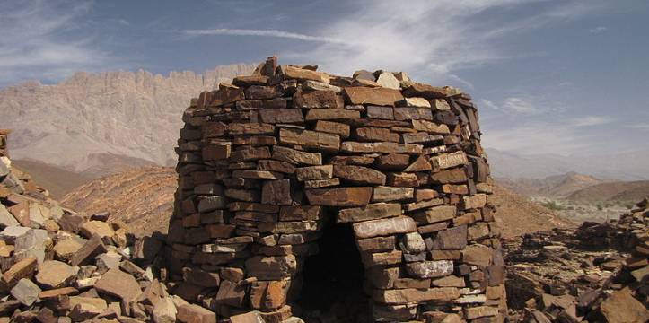 De Werelderfgoed graven in Al Ayn, Oman. Ruim zeshonderd vierkante meter aan land is onderzocht voor archeologie in Oman.