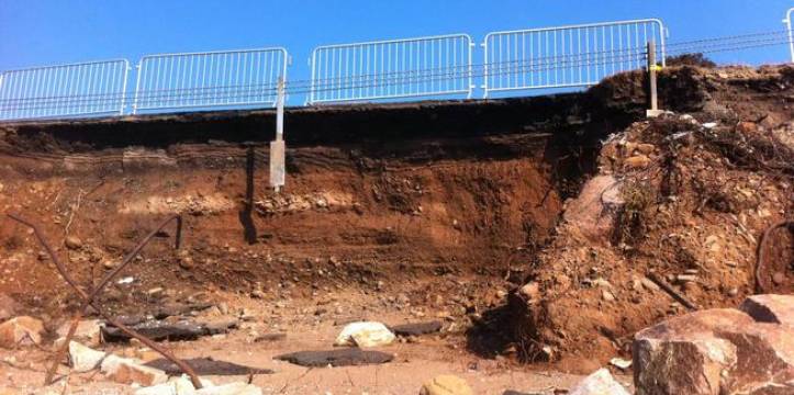 Nadat de Linden Avenue in Branford vernield werd, vonden mensen de botten. De overblijfselen bleken afkomstig te zijn van indianen die daar geleefd hadden.