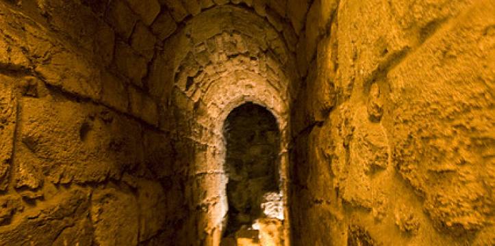Eén van de opgegraven tunnels in Jeruzalem. Eén van de opgegraven tunnels in Jeruzalem.