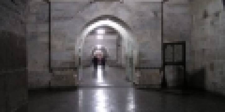 Binnenin de Dingling tomb, een onderdeel van de Ming Dynasty Tombes. Beeld - Louis le Grand via Wikipedia Er zijn talloze erfgoedsites in China van de kaart geveegd.