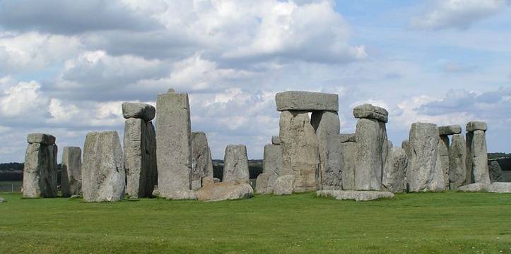 Foto Stefan Kühn (Wikipedia Commons) Stonehenge