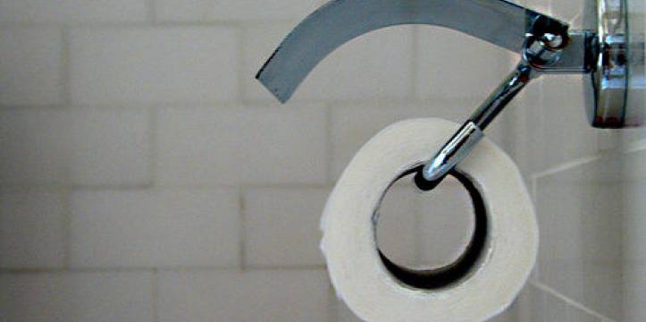 Archeologen hebben de mogelijk oudst bekende toilet in Vietnam aangetroffen. Archeologen hebben de mogelijk oudst bekende toilet in Vietnam aangetroffen.