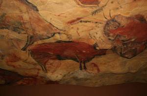 De Spaanse grot Altamira barst van de beroemde rotstekeningen