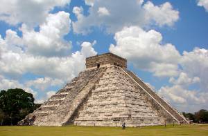 Onderzoekers hebben de grootste dam die ooit door de Maya's is gebouwd gevonden.