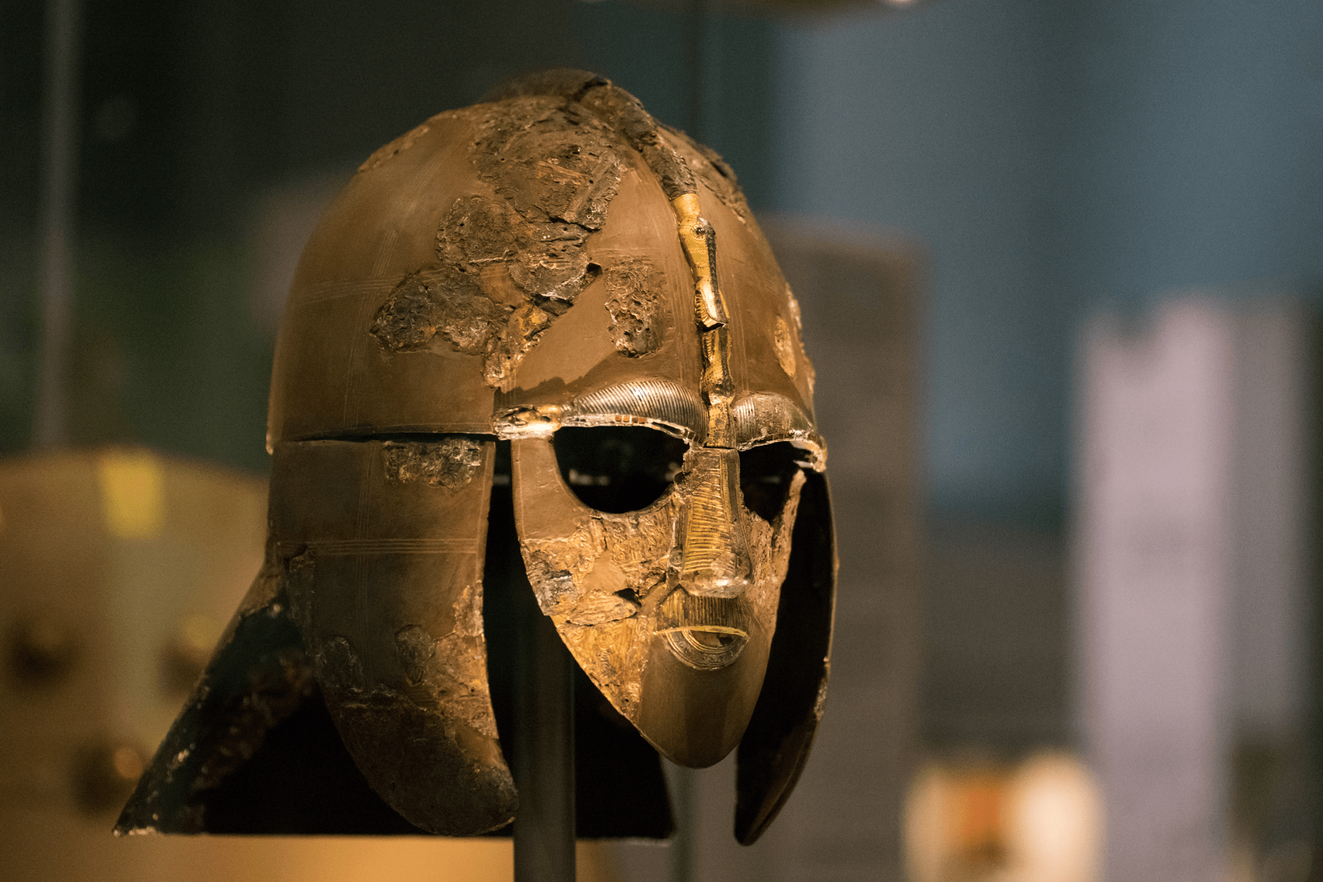 De bekende helm van Sutton Hoo