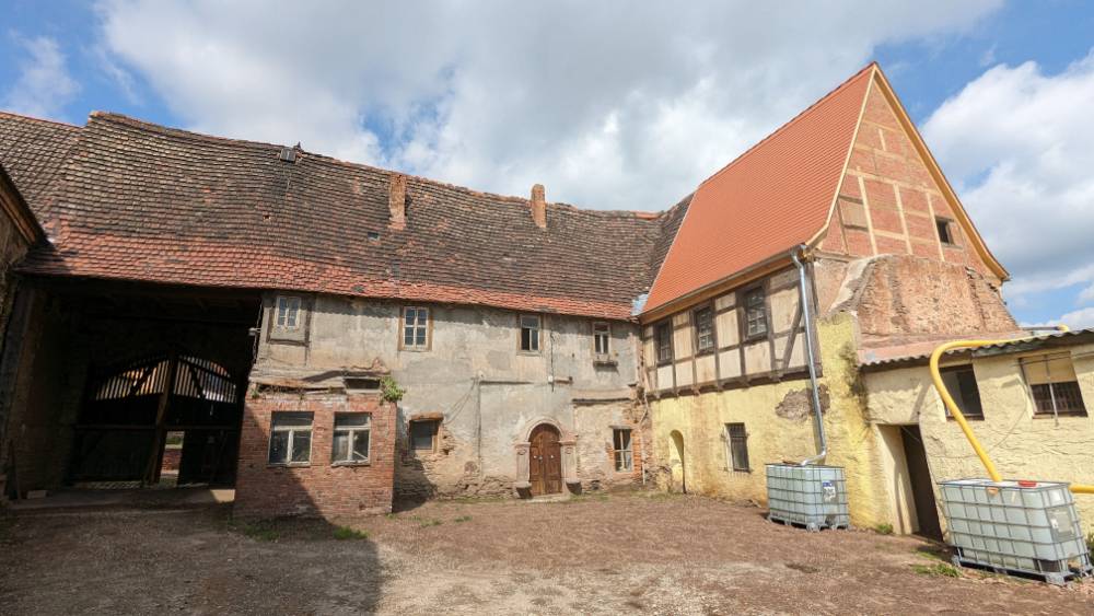 De boerenhoeve waarnaast de munten zijn gevonden was ooit van Johann Dondorf, een van de rijkste inwoner van Wettin die in de jaren 1660 burgemeester werd van het stadje